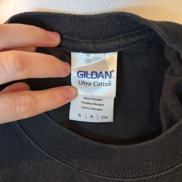 Buc-ees Tee - Picture 5 of 5